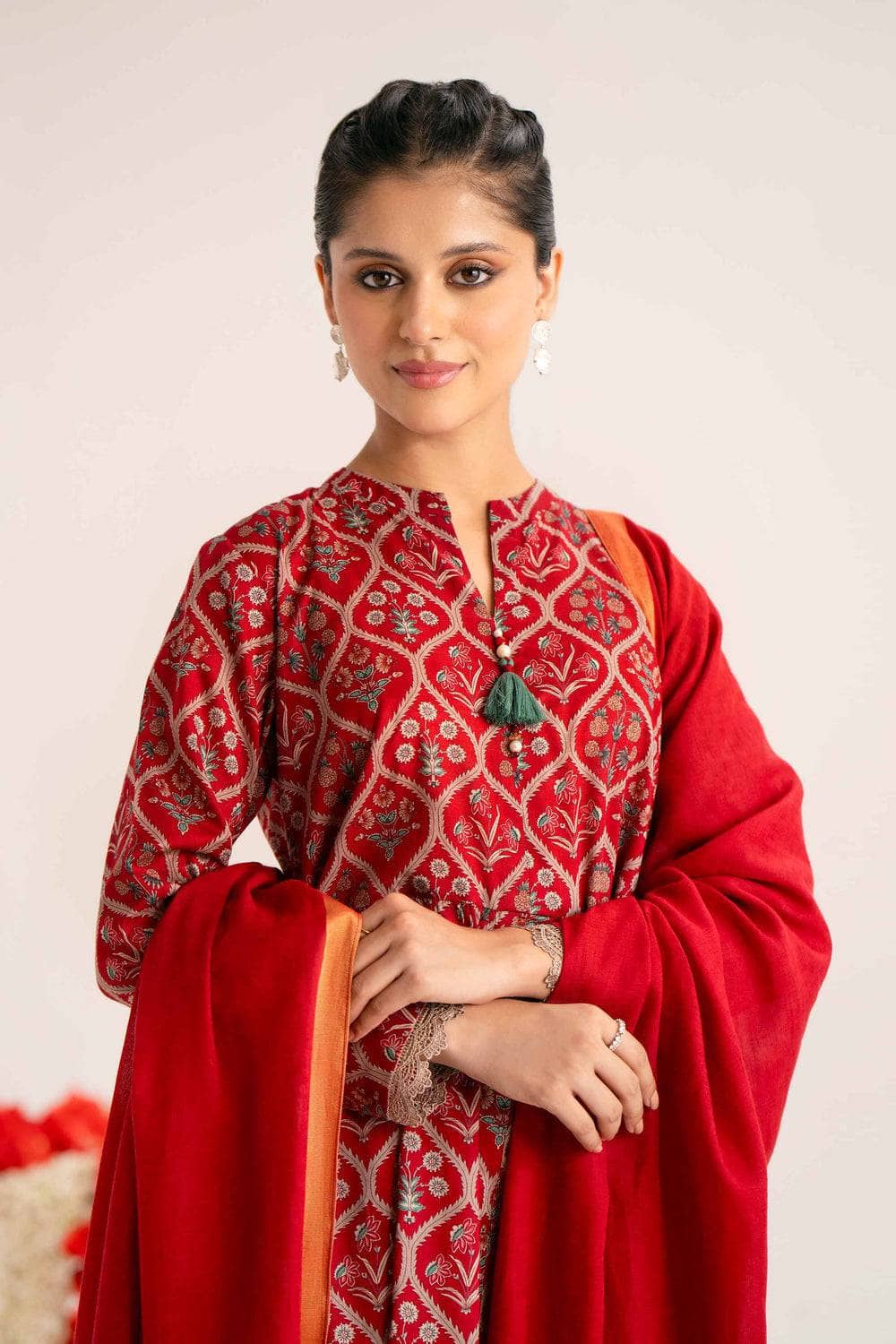 img_nishat_lawn_24_awwal_boutique