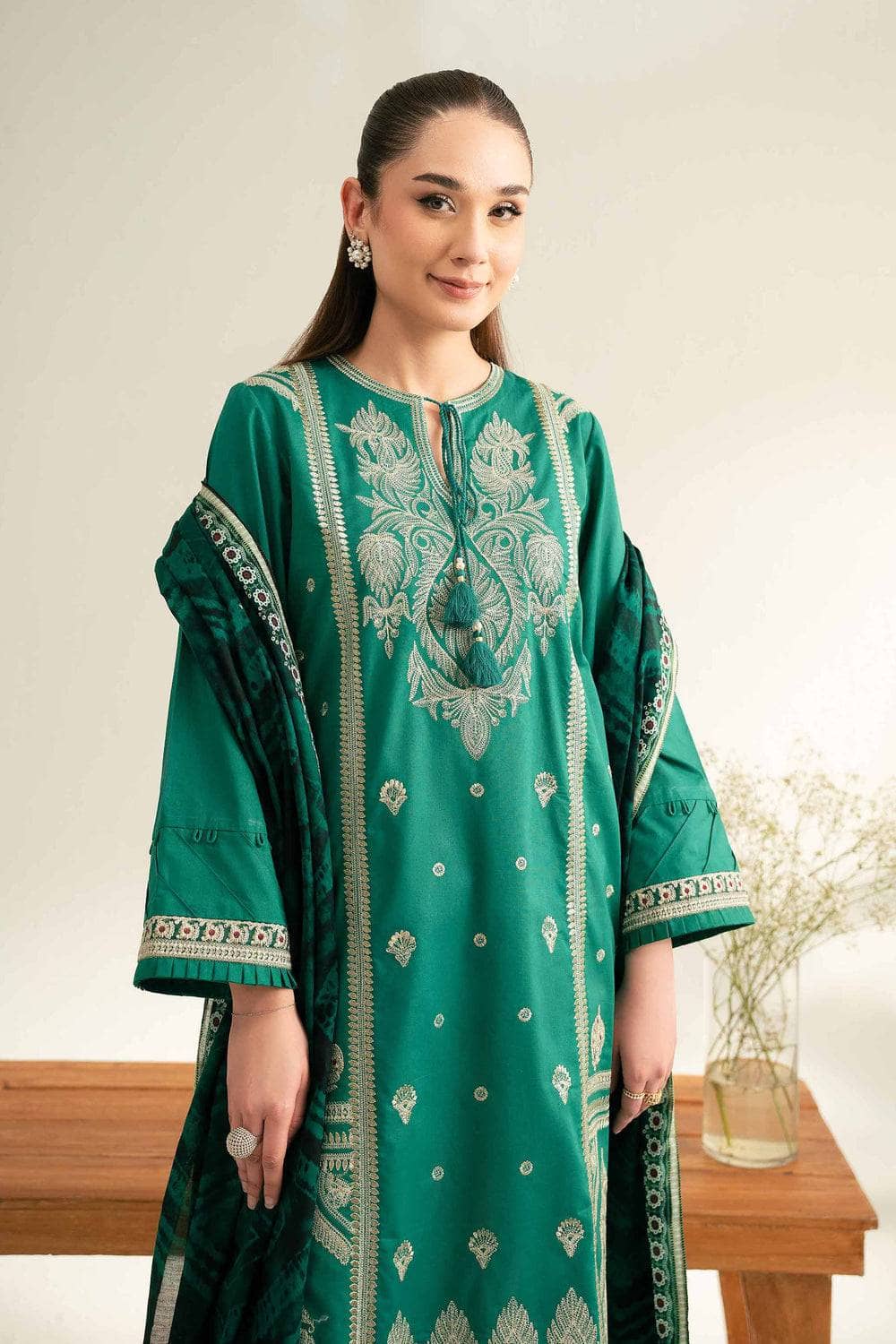 img_nishat_lawn_awwal_boutique