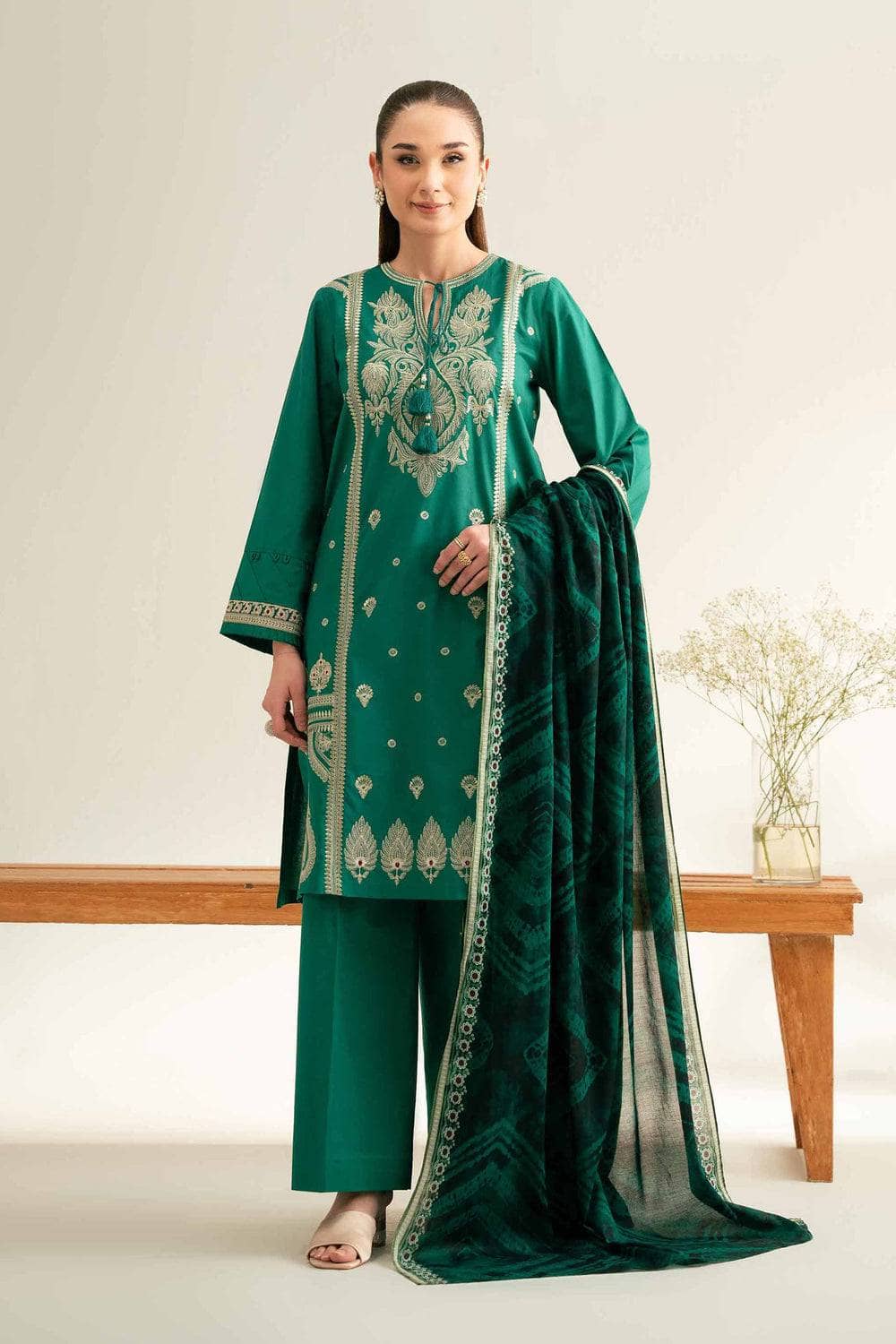 img_nishat_lawn_awwal_boutique