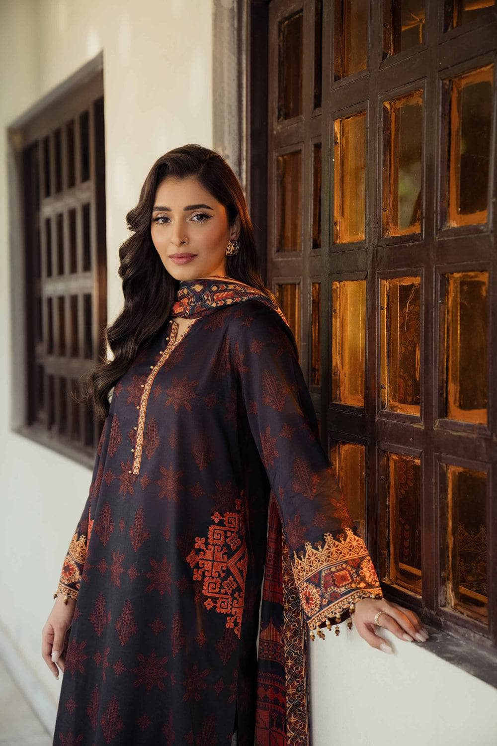img_nishat_lawn_24_awwal_boutique