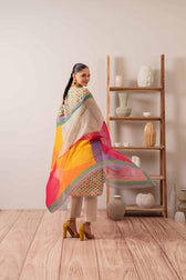 img_nishat_lawn_24_awwal_boutique