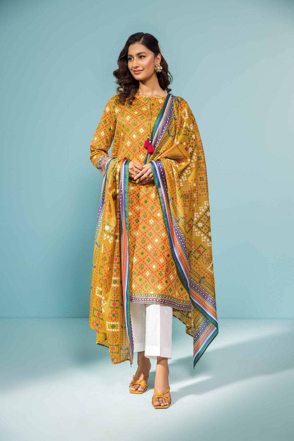 img_nishat_lawn_23_awwal_boutique