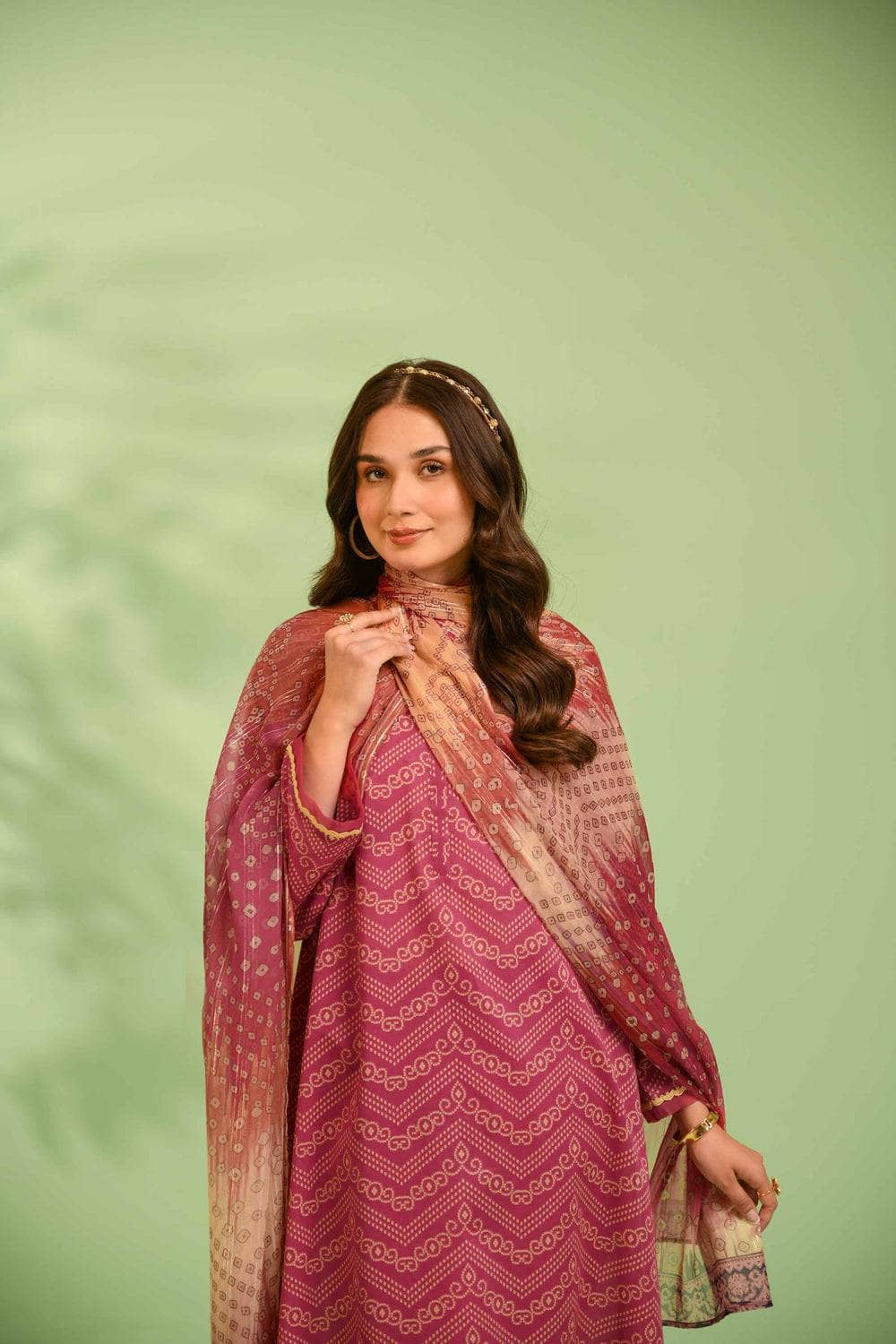 img_nishat_lawn_23_awwal_boutique