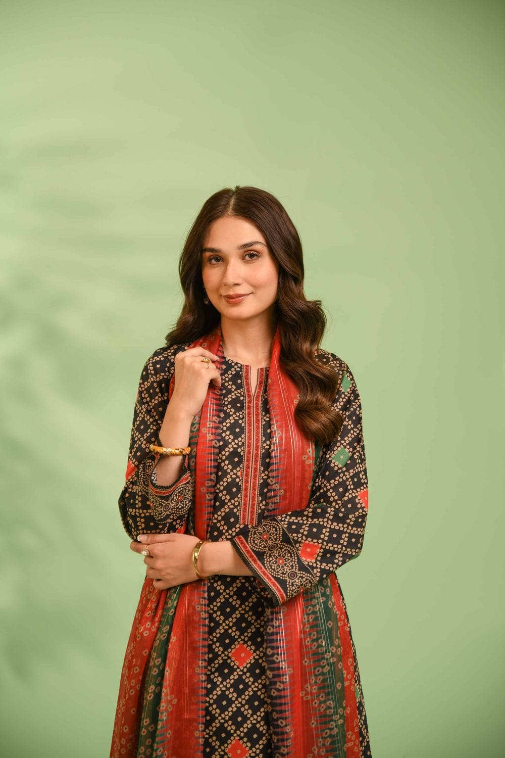 img_nishat_lawn_23_awwal_boutique