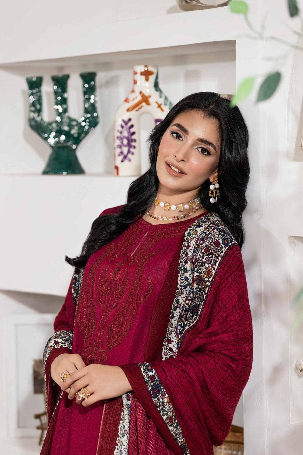 img_nishat_winter_23_awwal_boutique