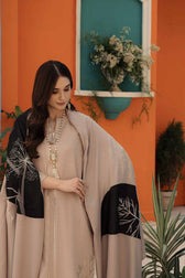 img_nishat_winter_23_awwal_boutique