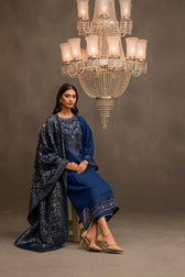 img_nishat_winter_23_awwal_boutique