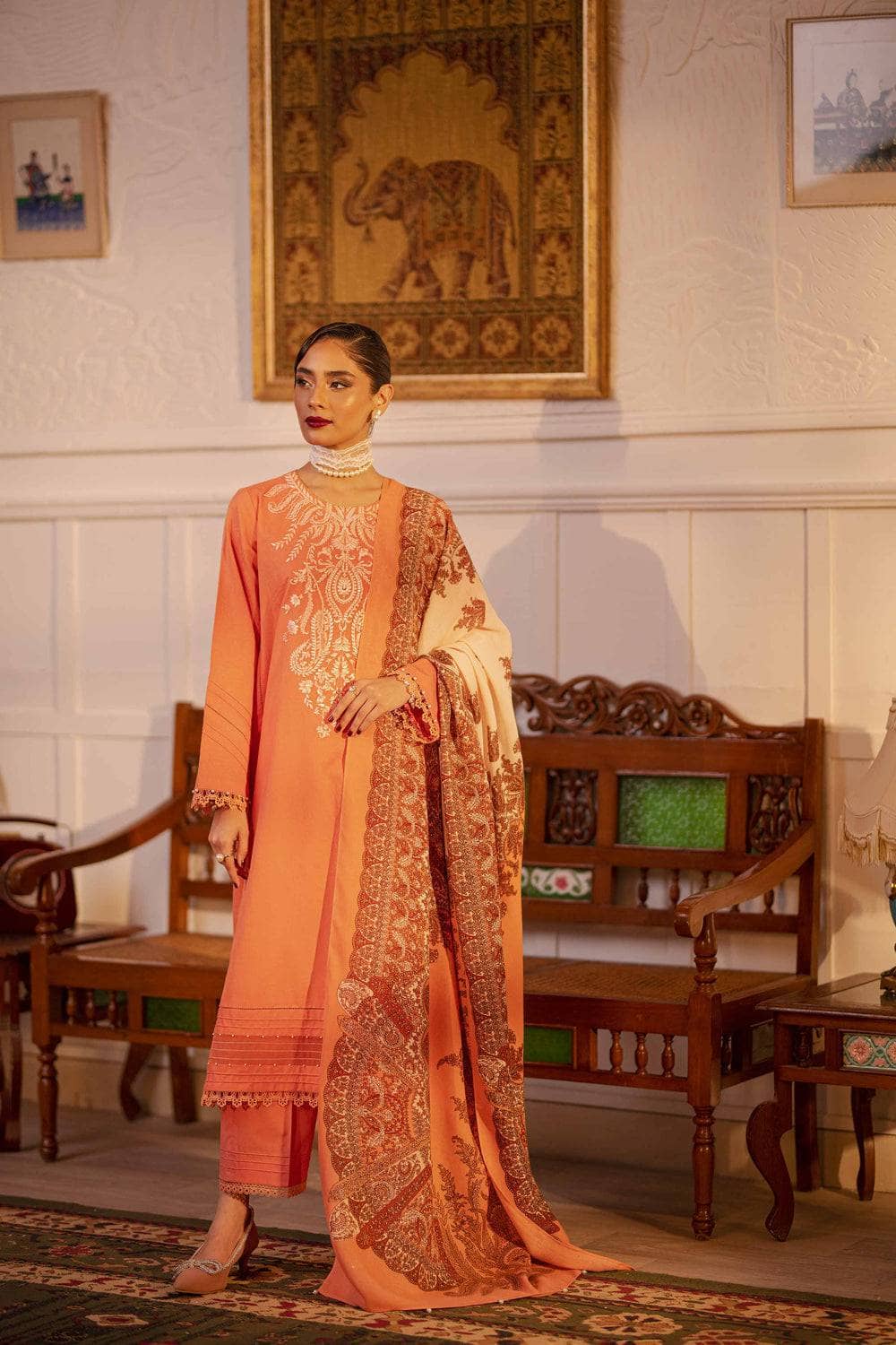 img_nishat_winter_23_awwal_boutique