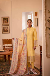 img_nishat_winter_23_awwal_boutique