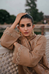 img_nishat_winter_23_awwal_boutique