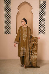 img_nishat_winter_23_awwal_boutique