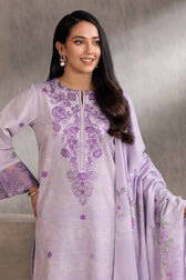 img_nishat_linen_awwal_boutique