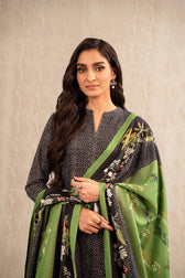 img_nishat_winter_23_awwal_boutique