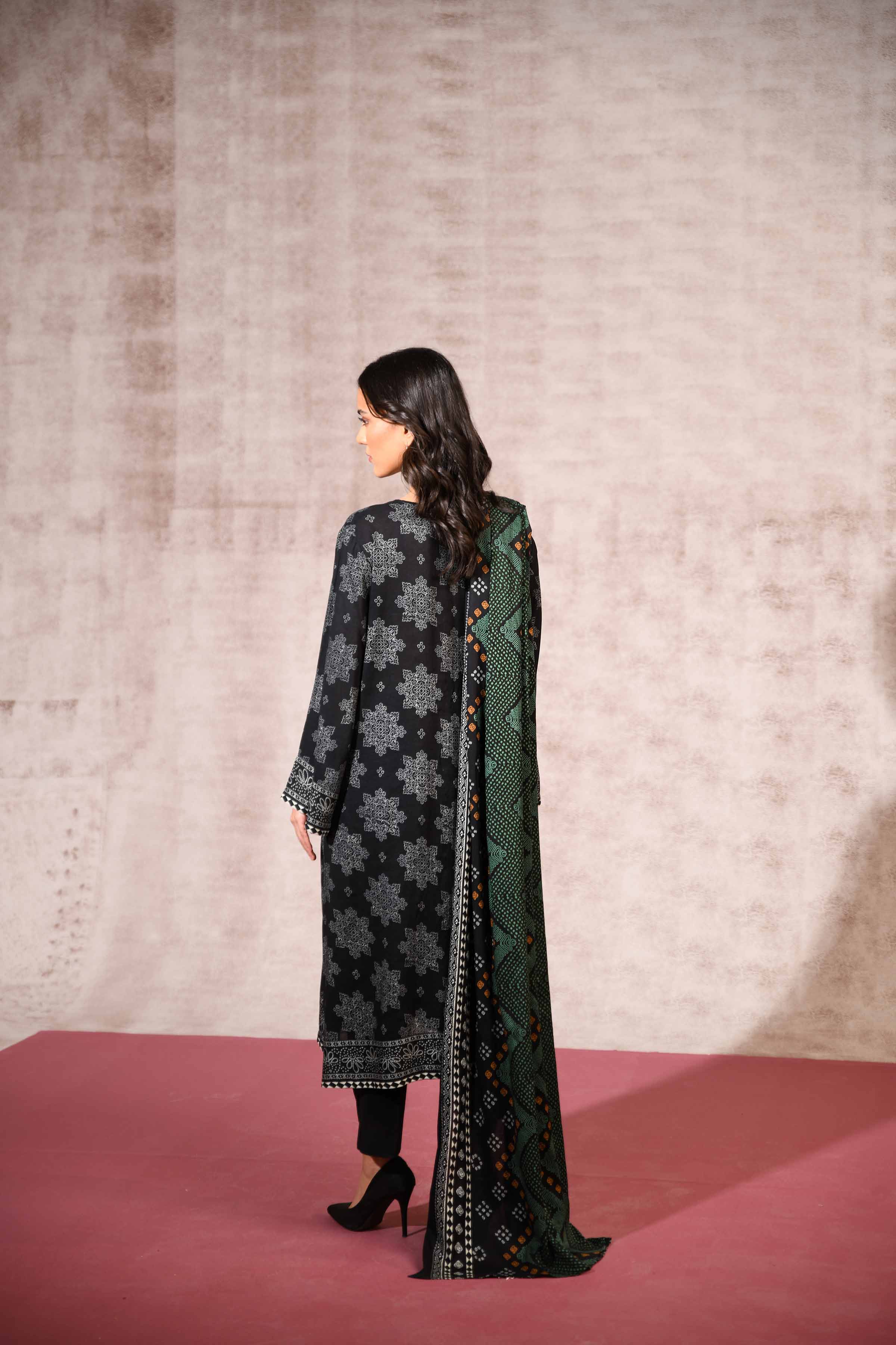 img_nishat_linen_awwal_boutique