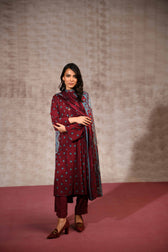 img_nishat_linen_awwal_boutique
