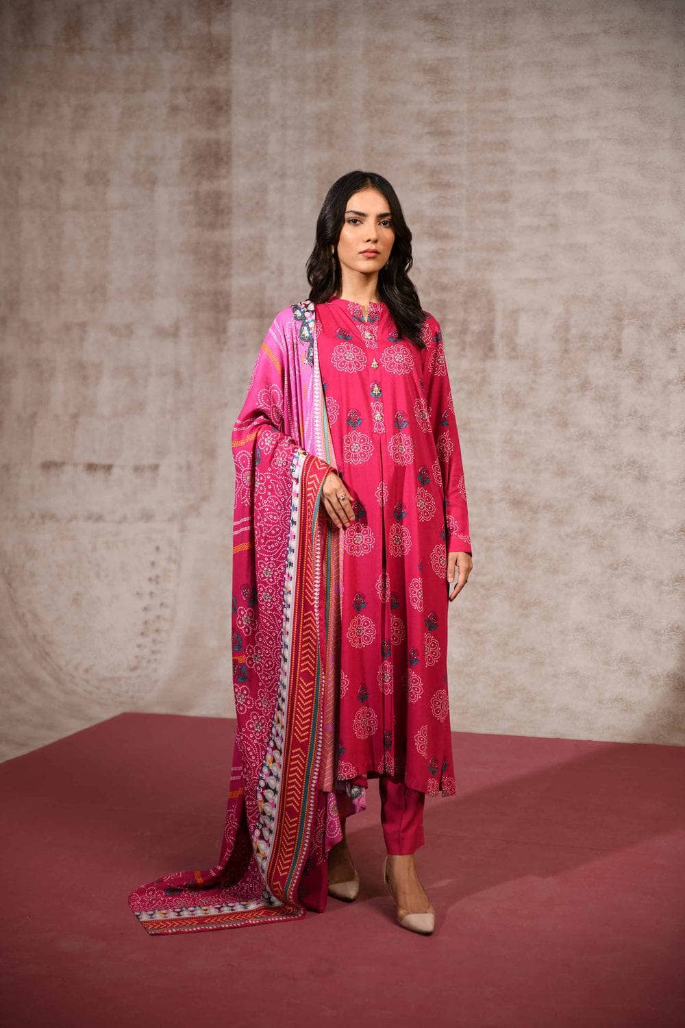 img_nishat_linen_awwal_boutique