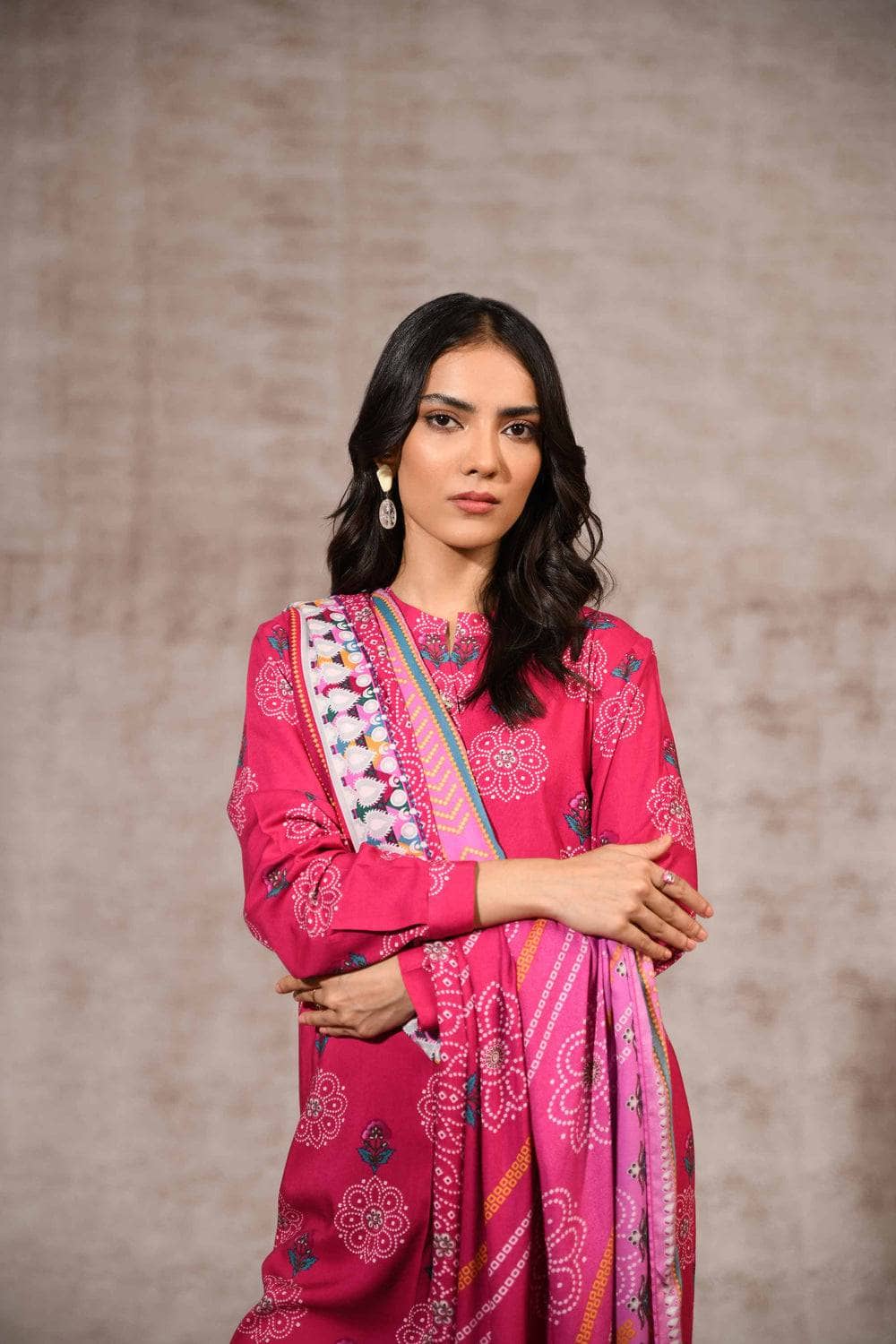 img_nishat_linen_awwal_boutique