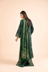 img_nishat_winter_24_awwal_boutique