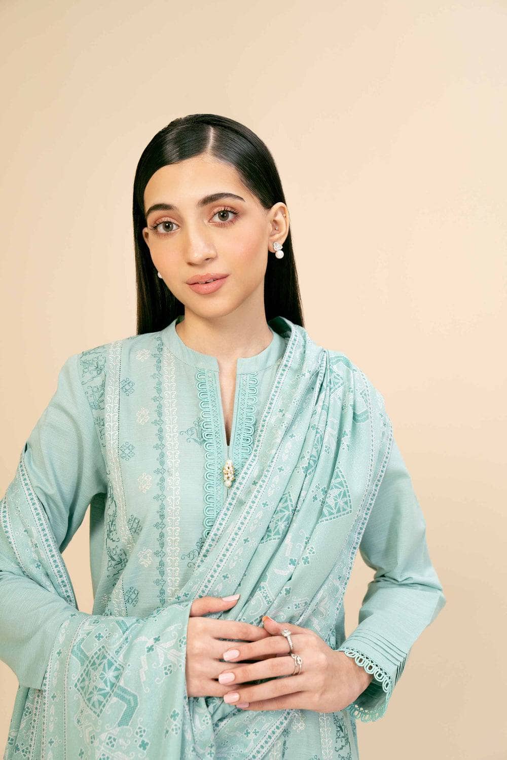 Nishat Winter 24/Embroidered Suit - 42404578