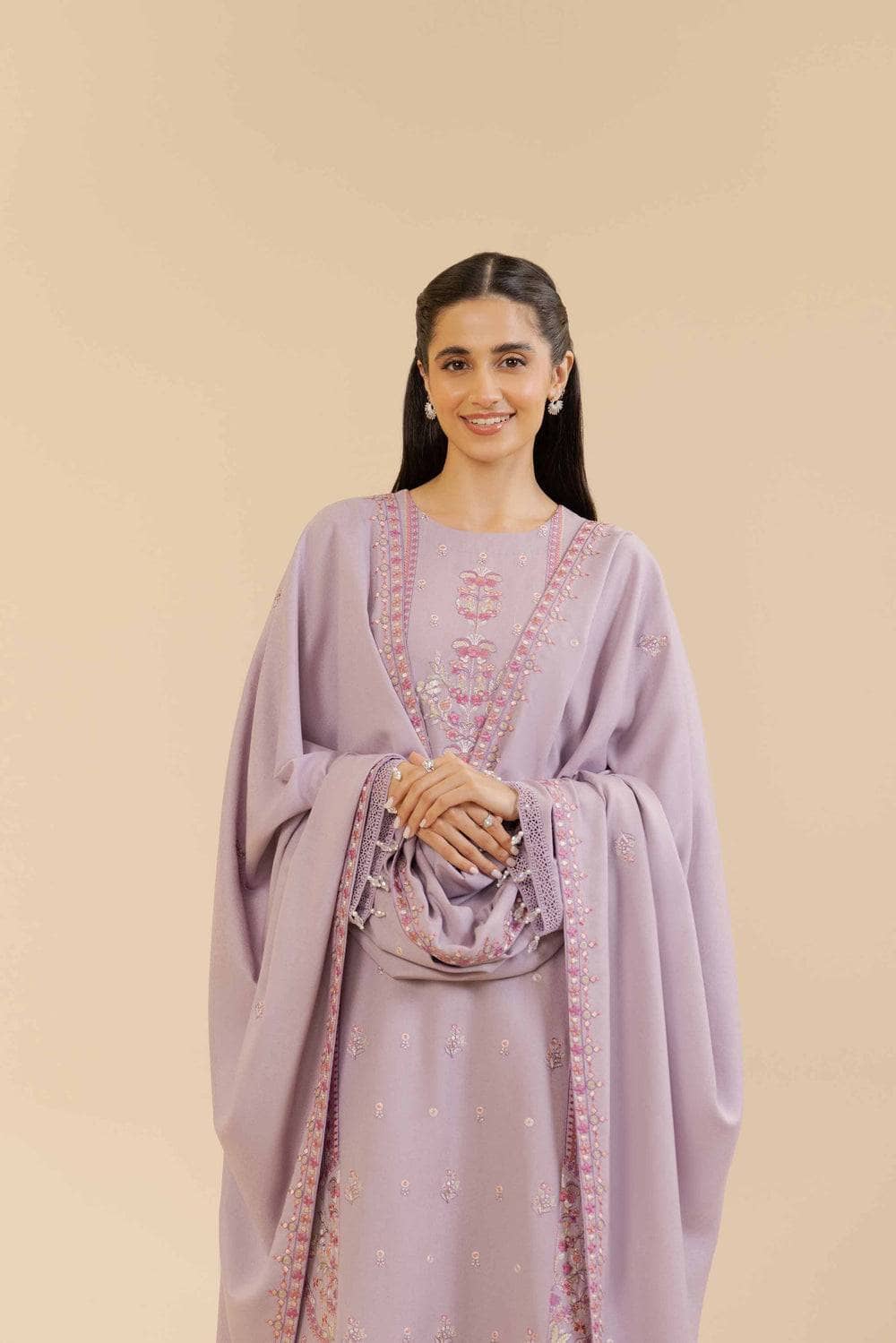 img_nishat_winter_24_awwal_boutique