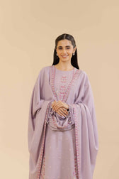 img_nishat_winter_24_awwal_boutique