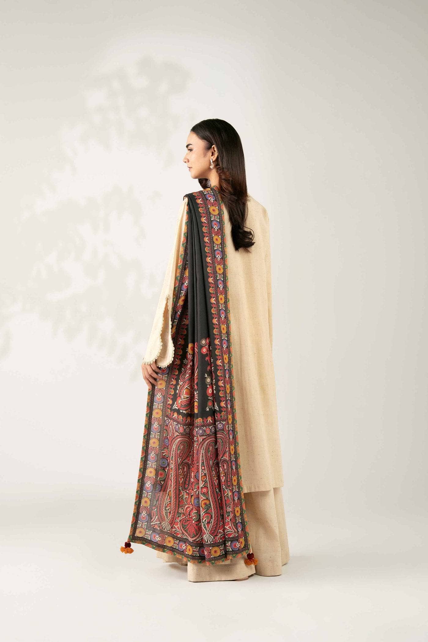 Nishat Winter 25/Digital Printed Embroidered Suit - 42502602/Multi Neps