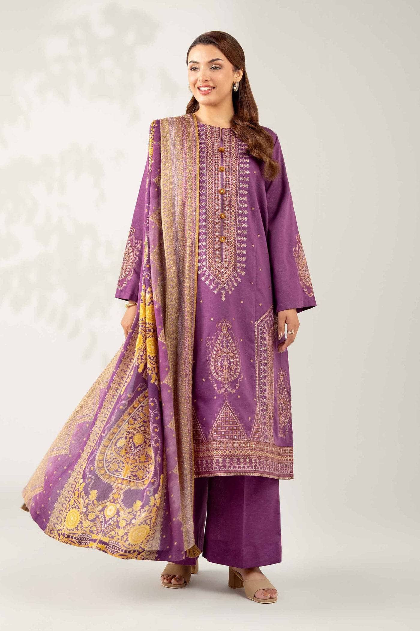 img_nishat_winter_awwal_boutique