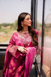 img_nishat_winter_25_awwal_boutique