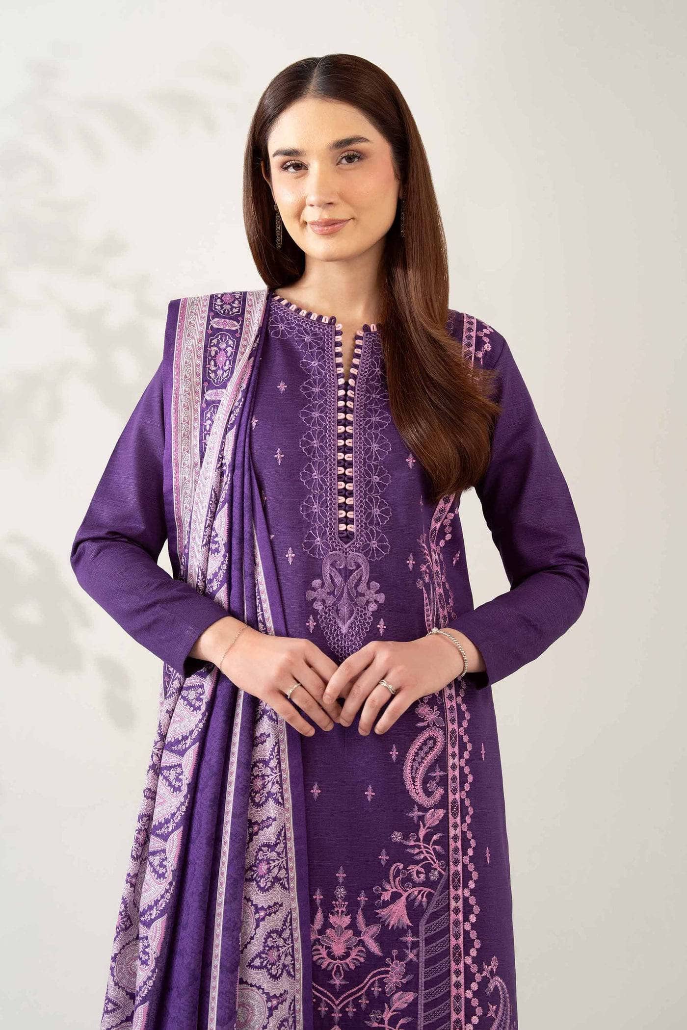 ing_nishat_winter_awwal_boutique