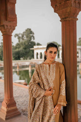 img_nishat_winter_23_awwal_boutique