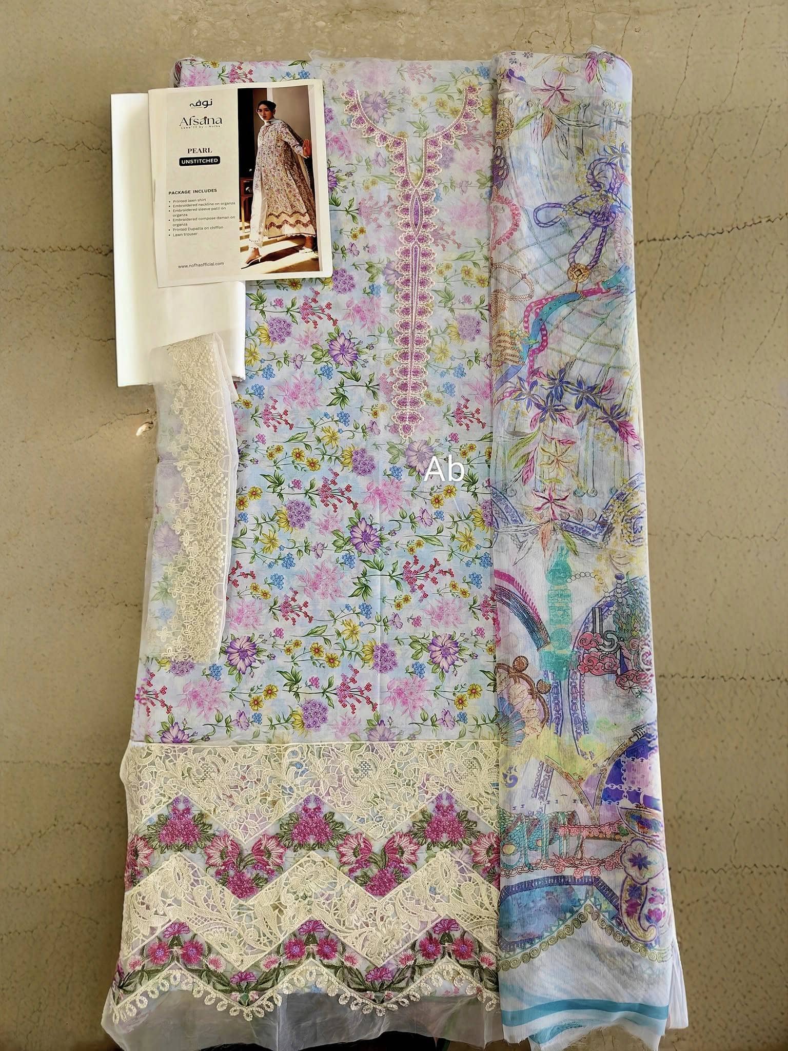 img_open_pic_nofhan_by_ajr_awwal_boutique