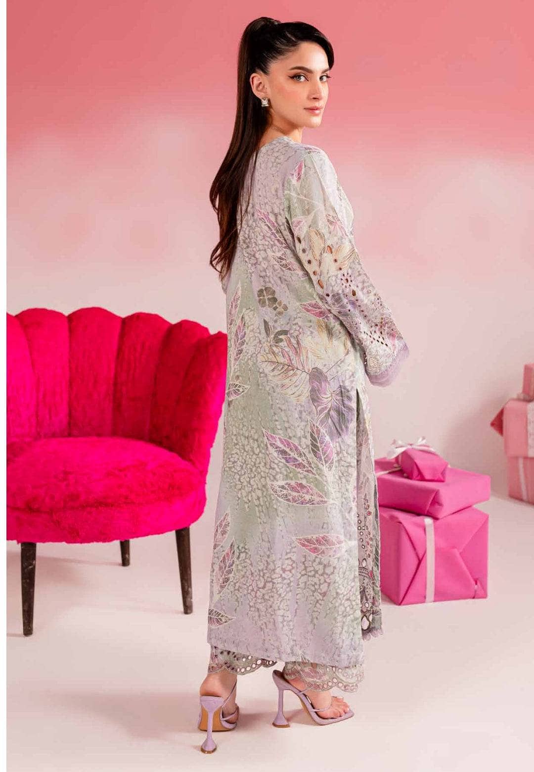 img_nureh_ballerina_24_awwal_boutique