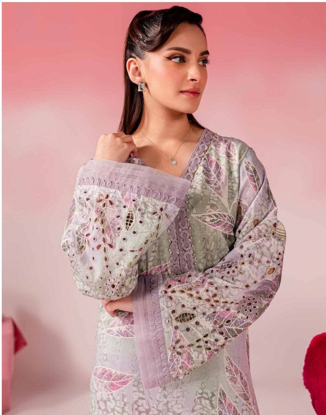 img_nureh_ballerina_24_awwal_boutique