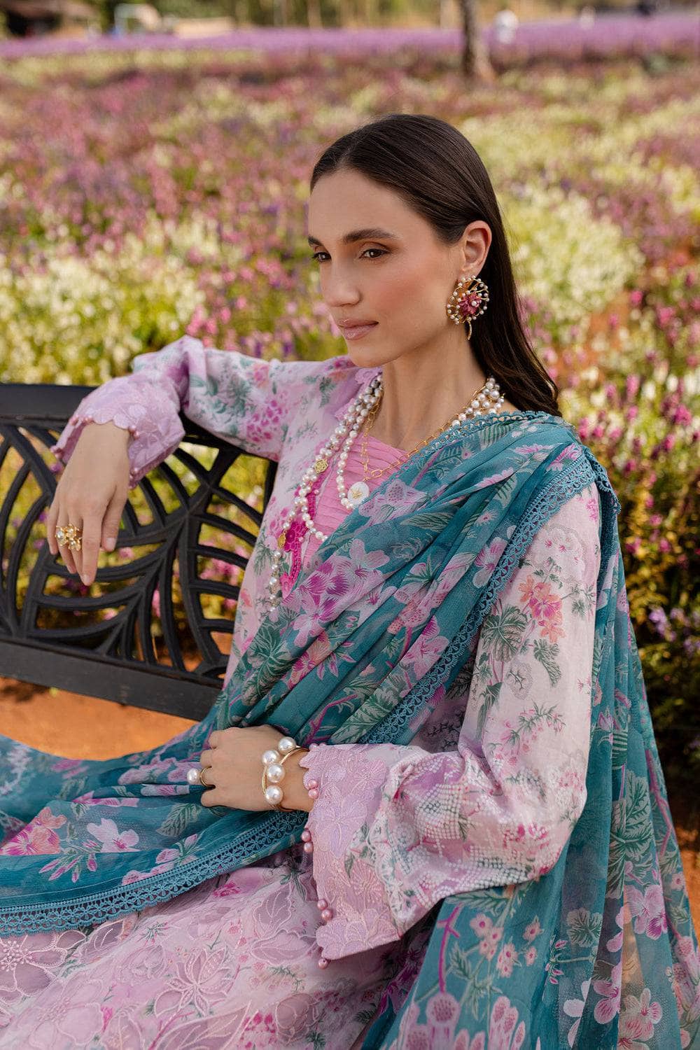 img_nureh_bloom_lawn_awwal_boutique