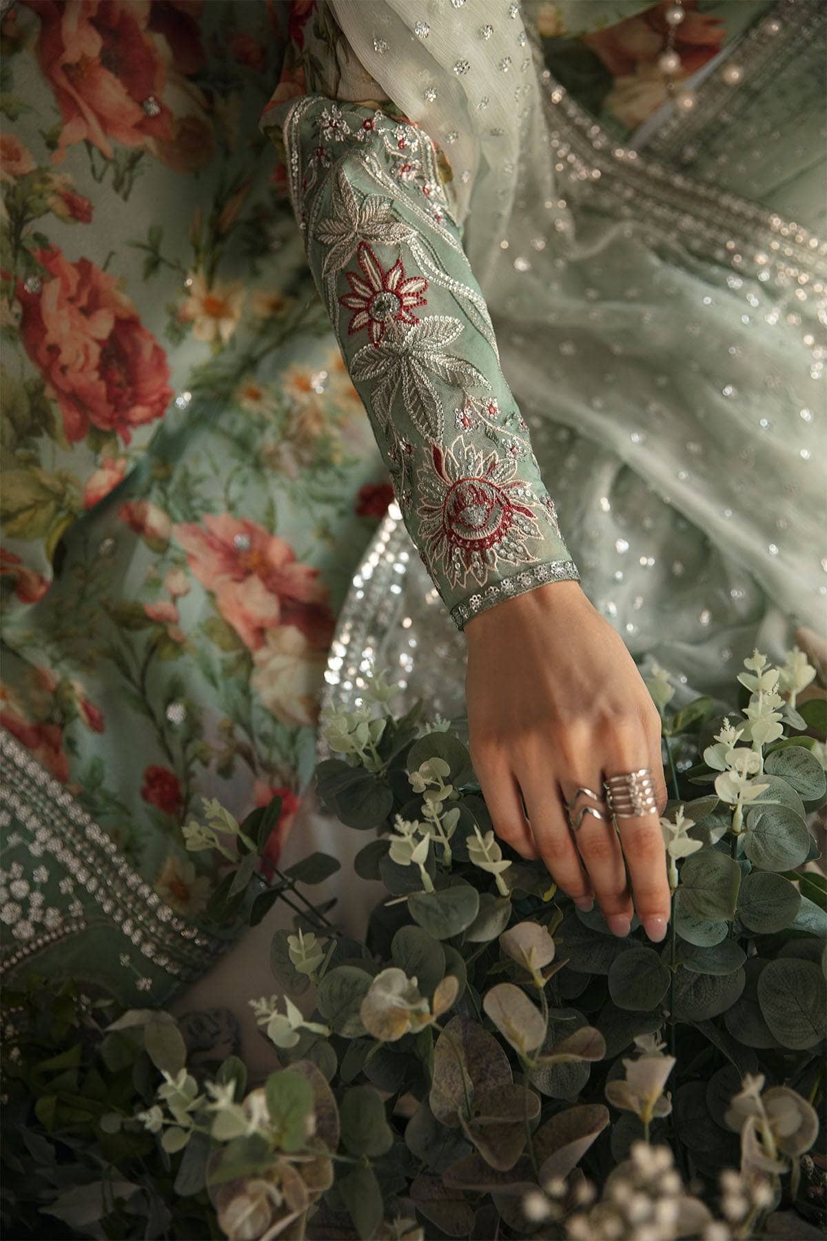 img_nureh_amaya_luxury_lawn_awwal_boutique