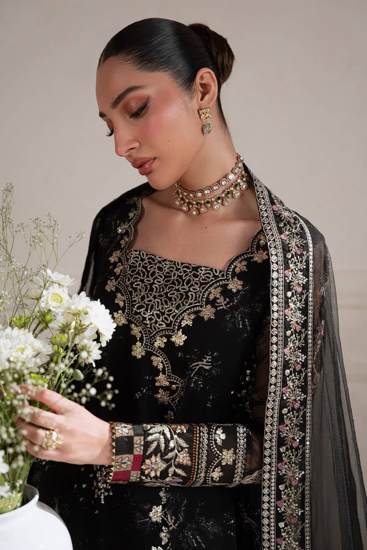 Nureh Amaya Luxury Formals 26/AM-42