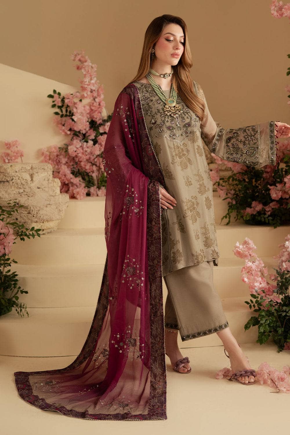 img_nureh_amaya_luxury_formals_awwal_boutique
