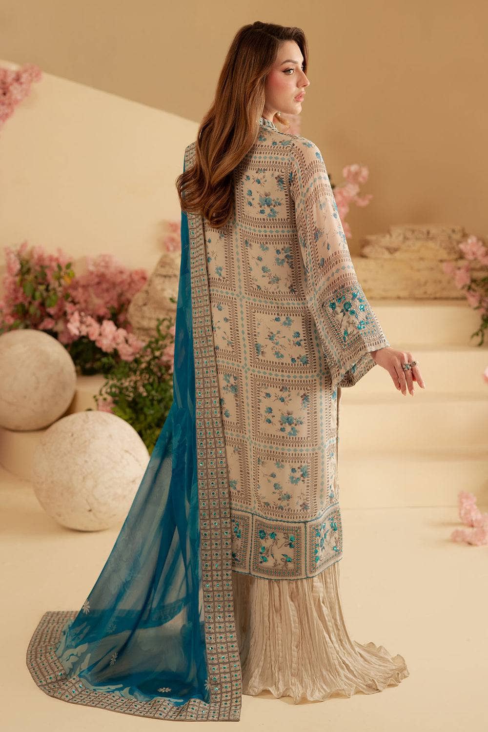 Nureh Amaya Luxury Formals/AM 17