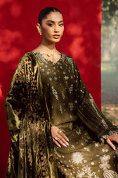 Nureh Exclusive Shawl Collection Winter Pakistani Suits Nureh Exclusive Velvet Palachi Shawl/NE 190