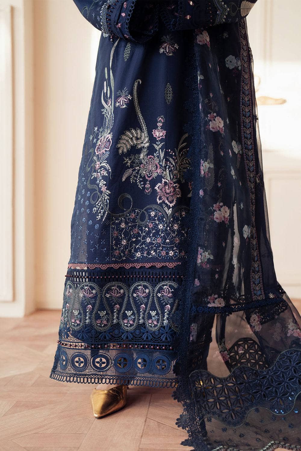 Nureh Feya Formals/FE 09