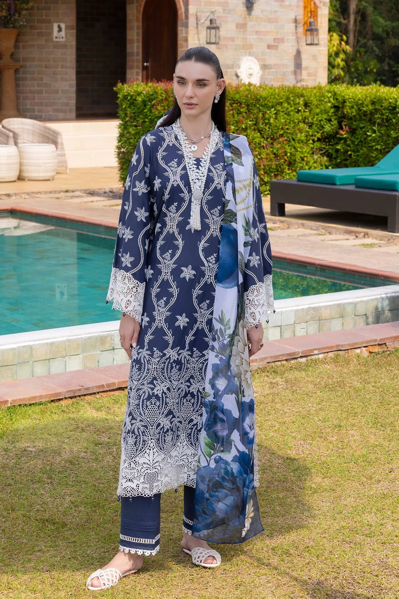 img_adans_libas_laserkari_awwal_boutique