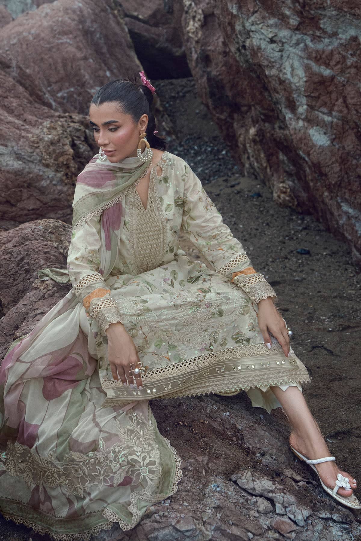 Restocked/Nureh Gardenia Lawn 26/NSG-203
