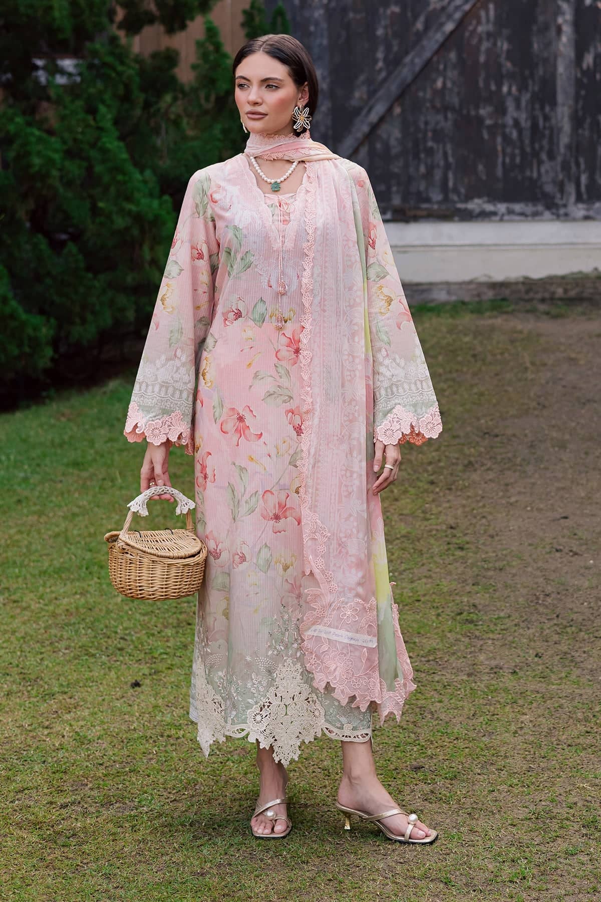 img_nureh_gardenia_26_awwal_boutique