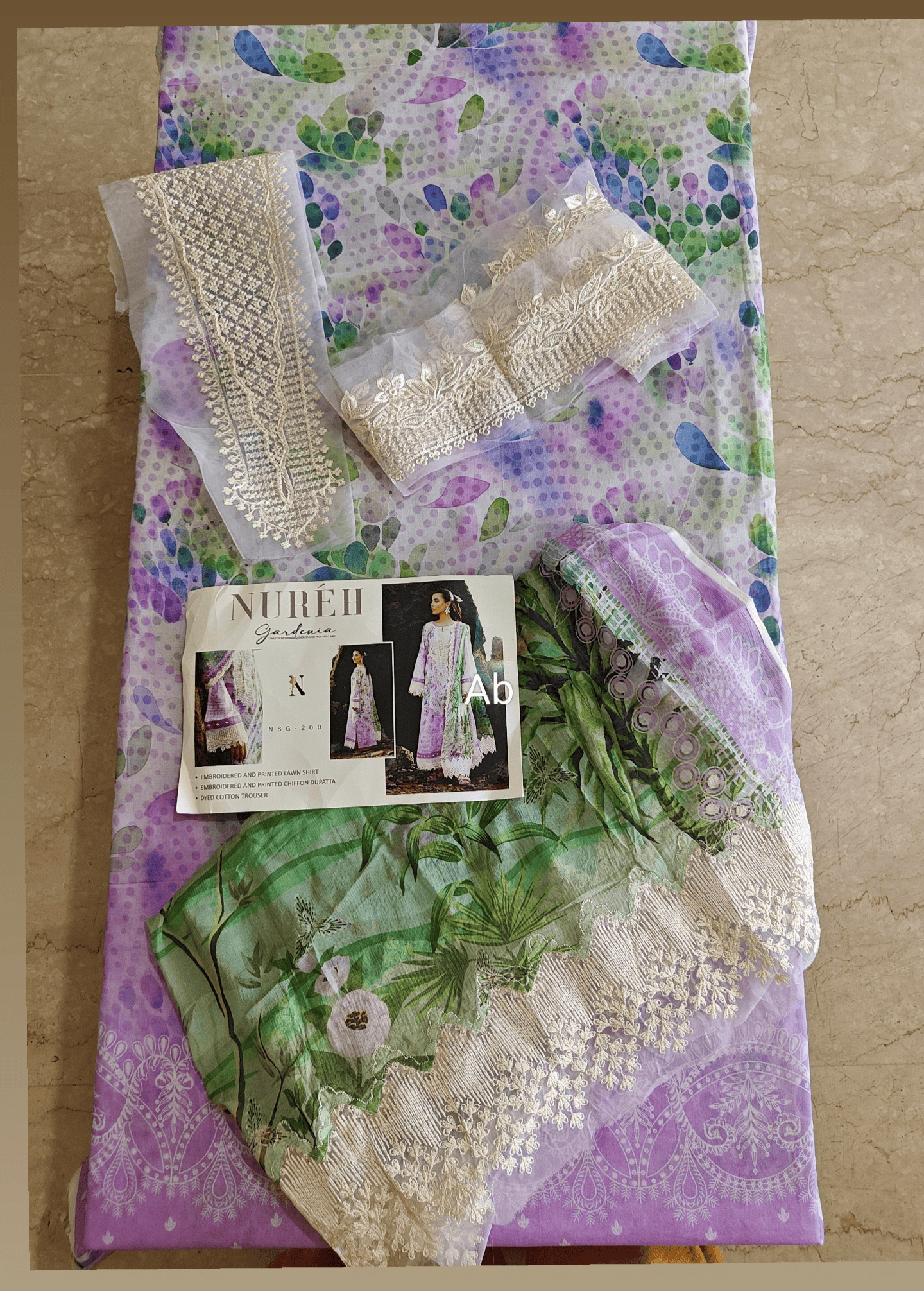 img_nureh_lawn_awwal_boutique