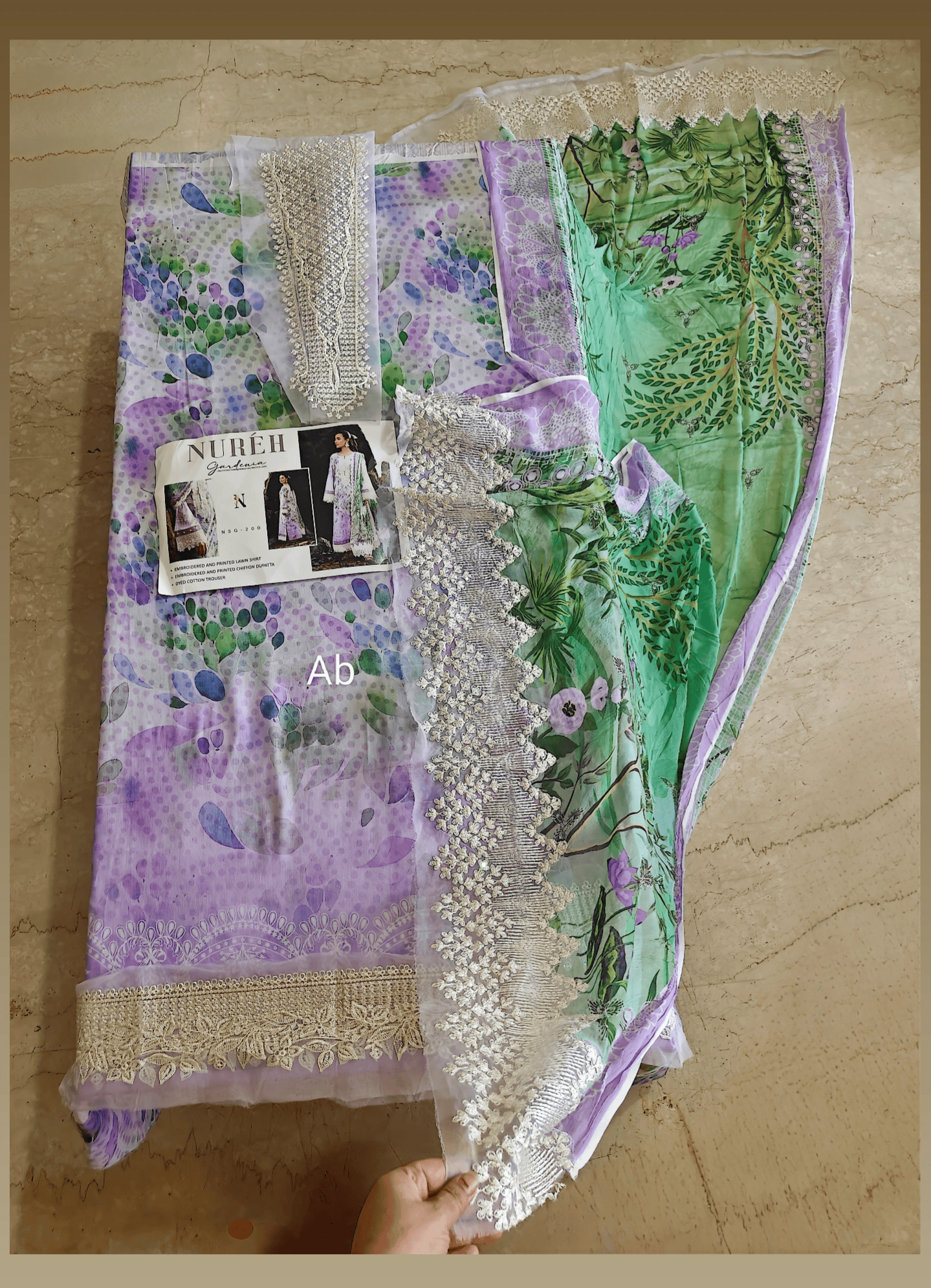 img_nureh_lawn_awwal_boutique