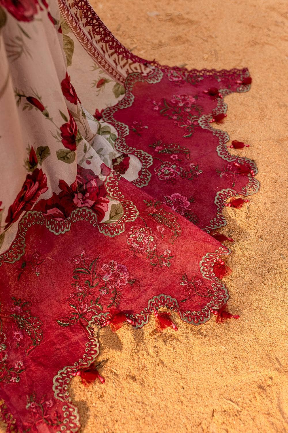 img_nureh_gardenia_lawn_awwal_boutique