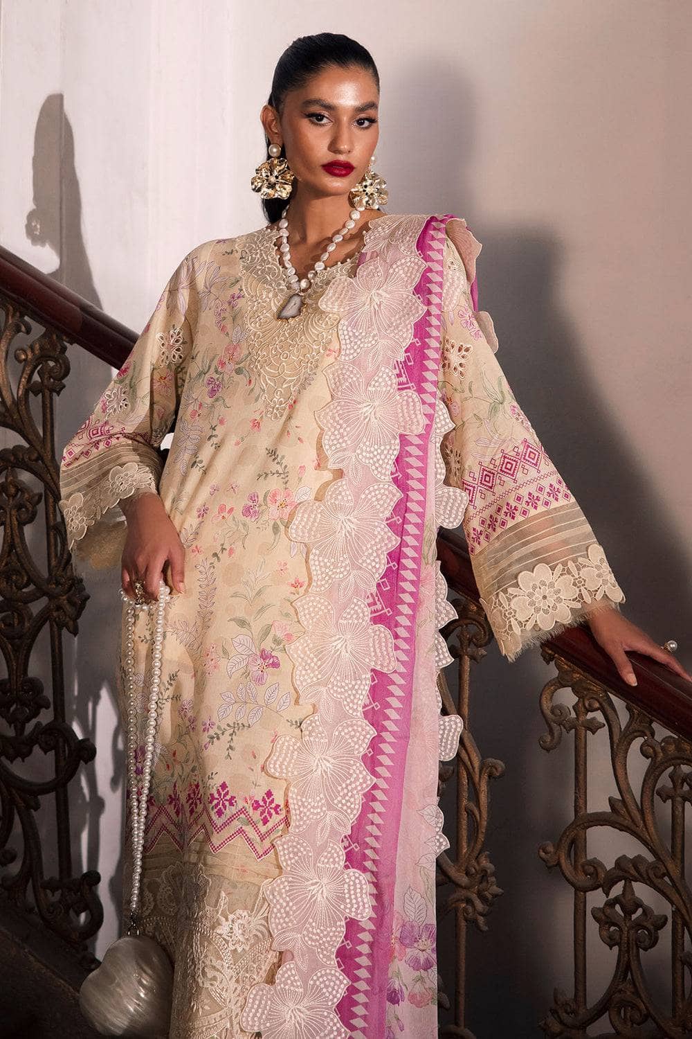 img_nureh_glam_girl_awwal_boutique