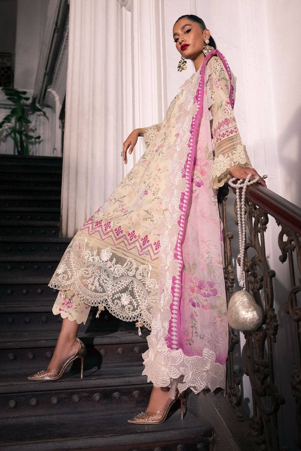 img_nureh_glam_girl_awwal_boutique