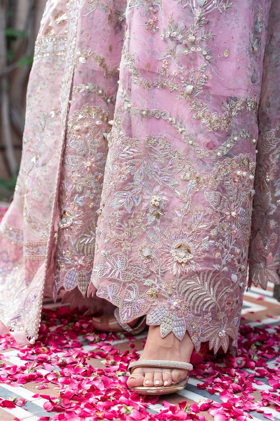 img_nureh_jhoomro_wedding_edition_awwal_boutique