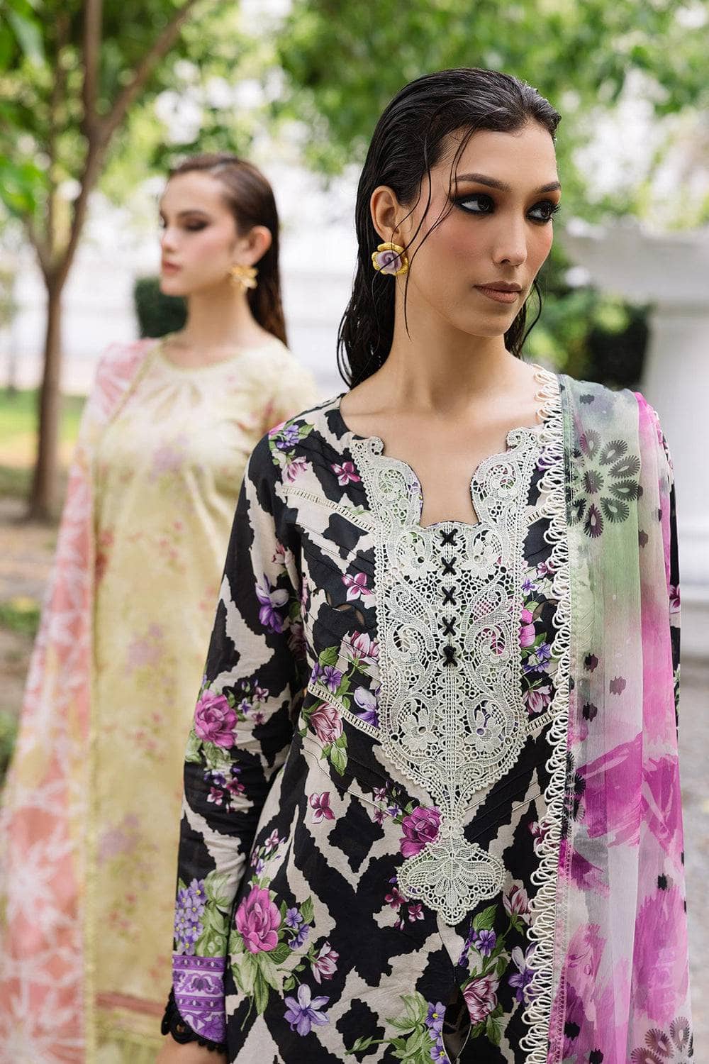 Nureh Lawn Pakistani Suit Nureh Daily Delight Chikankari Lace Collection/05